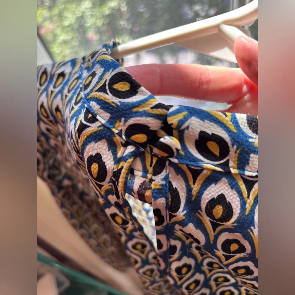 EUC - cupcakes & cashmere Graphic, Art Deco Print Blouse - Picture 12 of 13